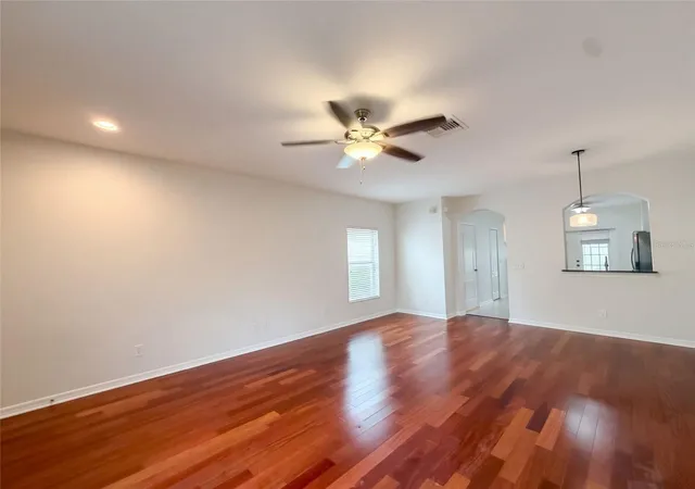 Photo 3 of Townhouse for sale at 16315 Swan View Cir, Odessa, FL 33556 | MLS# O6449371 | Listing updated on 2026-10-30