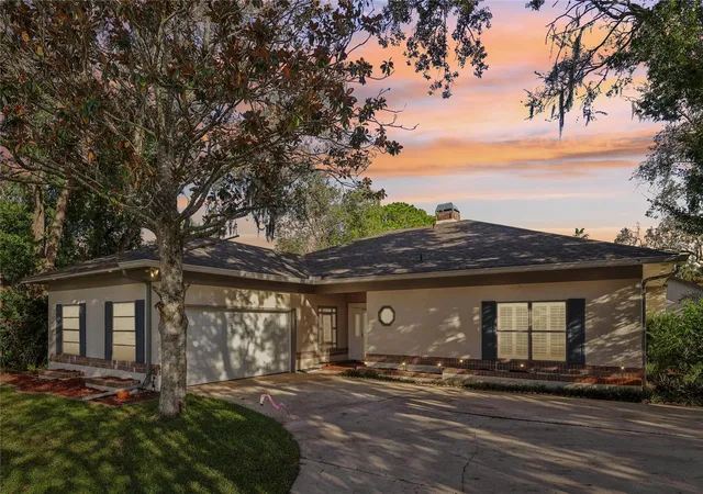 Photo 2 of Single family home for sale at 154 Dartmouth Ln, Longwood, FL 32779 | MLS# O6449374 | Listing updated on 2026-10-25