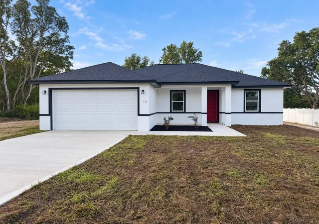 Single family home for sale at 12 Bahia Pass Dr, Ocala, FL 34472 | MLS# OM733929 | Listing updated on 2026-10-14