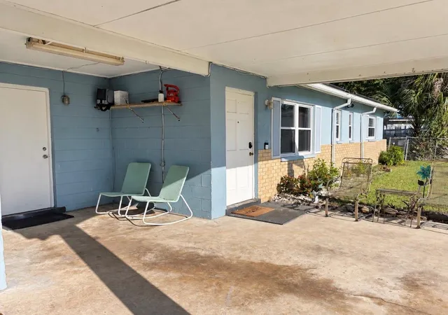 Photo 1 of Single family home for sale at 6745 Larch Ln, Orlando, FL 32807 | MLS# O6449382 | Listing updated on 2026-10-21