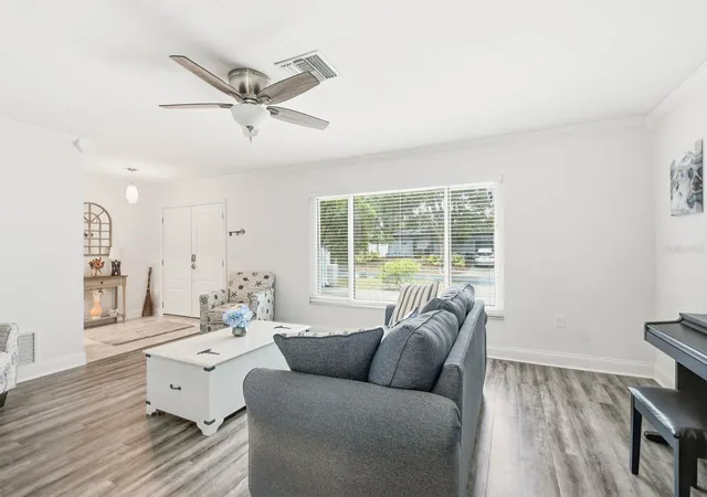 Photo 3 of Sale Pending at 2447 Grv Ridge Dr, Palm Harbor, FL 34683 | MLS# W7890272 | Listing updated on 2026-10-19