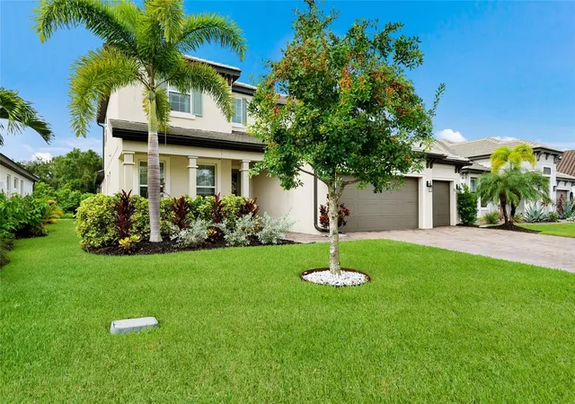 Photo 3 of Single family home for sale at 2210 Woodleaf Hammock Ct, Bradenton, FL 34211 | MLS# A4709345 | Listing updated on 2026-10-20