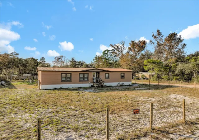 Photo 3 of Manufactured home for sale at 45797 Ohio St, Paisley, FL 32767 | MLS# G5118995 | Listing updated on 2026-10-13