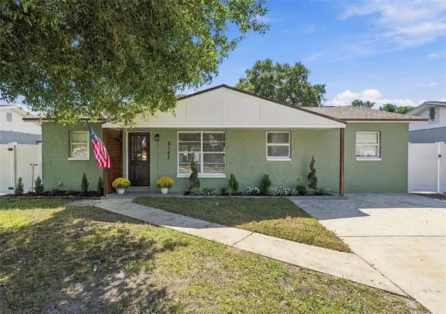 Single family home for sale at 8168 82nd Avenue, SEMINOLE, FL 33777 | MLS# TB8557450