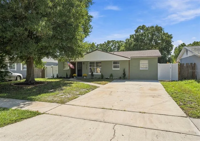 Photo 2 of Single family home for sale at 8168 82nd Avenue, Seminole, FL 33777 | MLS# TB8557450 | Listing updated on 2026-10-18