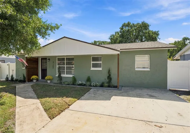 Photo 3 of Single family home for sale at 8168 82nd Avenue, Seminole, FL 33777 | MLS# TB8557450 | Listing updated on 2026-10-18