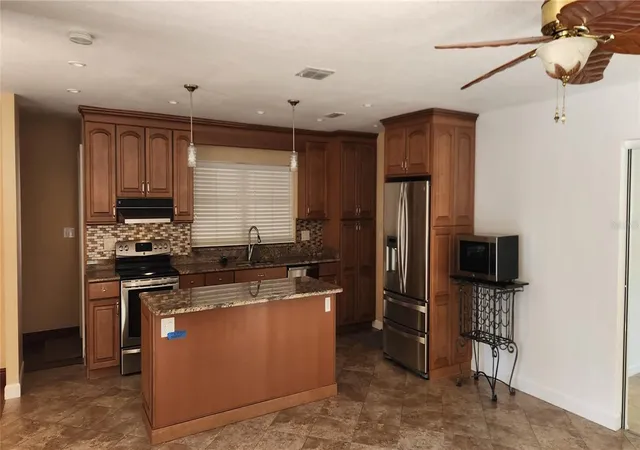 Photo 2 of Single family home for sale at 356 Croton Dr, Maitland, FL 32751 | MLS# V4951793 | Listing updated on 2026-10-20