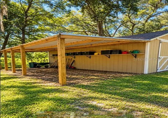 Photo 3 of Single family home for sale at 16421 Hanna Rd, Lutz, FL 33549 | MLS# TB8557452 | Listing updated on 2026-10-20