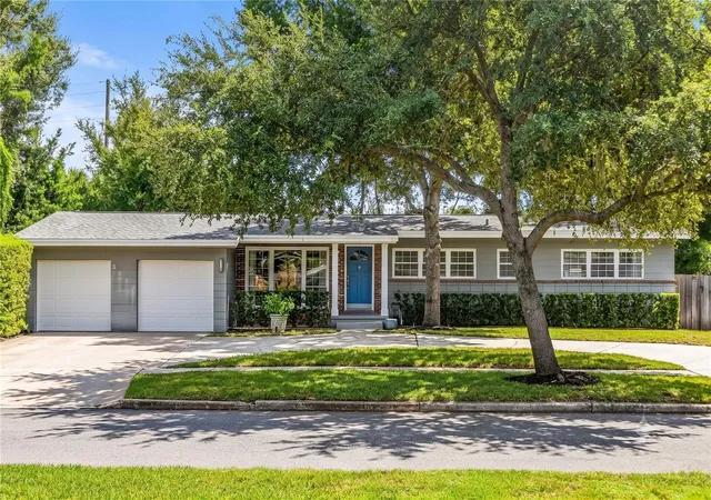 Photo 1 of Sale Pending at 3615 Neptune Dr, Orlando, FL 32804 | MLS# O6449394 | Listing updated on 2026-10-17