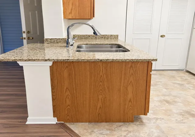 Photo 4 of Condo for sale at 1033 S Hiawassee Rd #2625, Orlando, FL 32835 | MLS# O6449395 | Listing updated on 2026-10-15