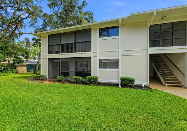Photo 2 of Condo for sale at 6014 Laketree Ln #G, Temple Terrace, FL 33617 | MLS# TB8557458 | Listing updated on 2026-10-18