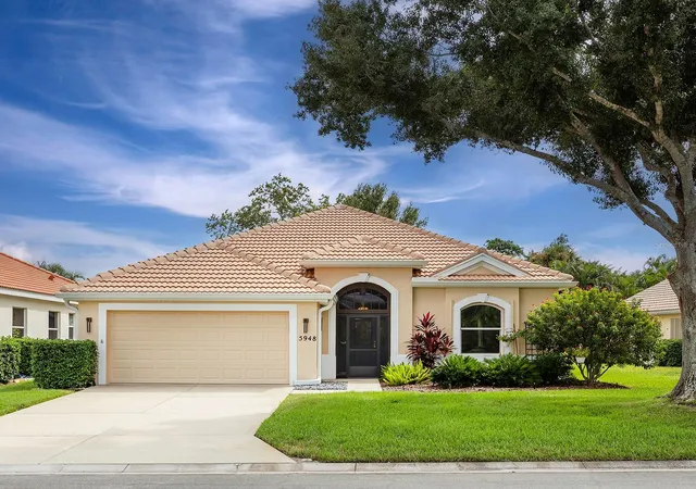 Single family home for sale at 5948 Sandstone Ave, SARASOTA, FL 34243 | MLS# A4709347