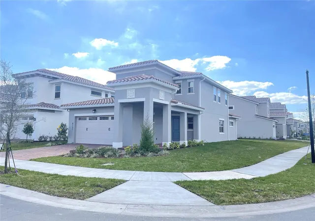 Photo 3 of Single family home for sale at 8131 Mabury Ln, Orlando, FL 32832 | MLS# O6449400 | Listing updated on 2026-10-13