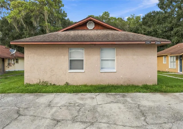 Multi family home for sale at 2461 Chestnut Woods Dr, LAKELAND, FL 33815 | MLS# TB8557464