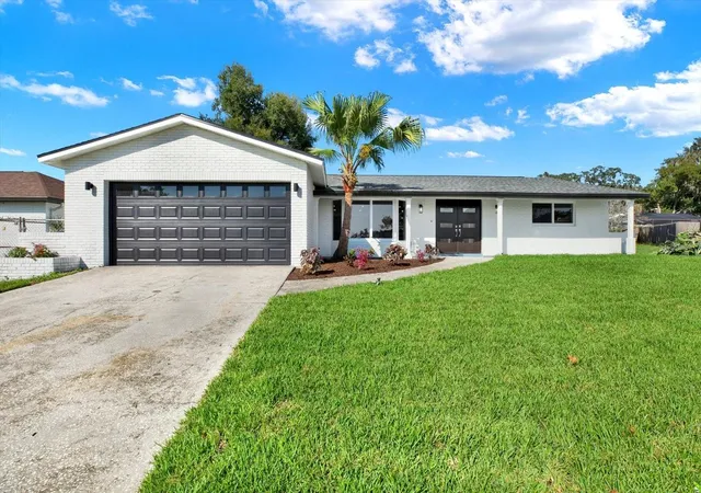 Photo 1 of Single family home for sale at 720 Sailfish Dr, Brandon, FL 33511 | MLS# TB8557465 | Listing updated on 2026-10-17
