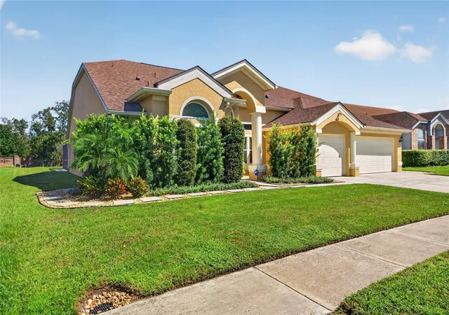 Photo 3 of Single family home for sale at 2729 Spivey Ln, Orlando, FL 32837 | MLS# V4951796 | Listing updated on 2026-10-20