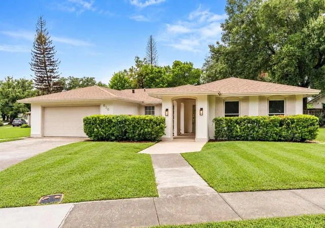 Single family home for sale at 616 Lake Howell Rd, MAITLAND, FL 32751 | MLS# O6449406