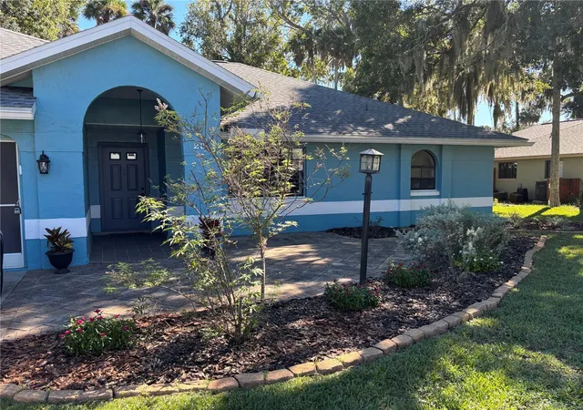 Photo 2 of Single family home for sale at 23 Black Hawk Pl, Palm Coast, FL 32137 | MLS# FC322077 | Listing updated on 2026-10-16