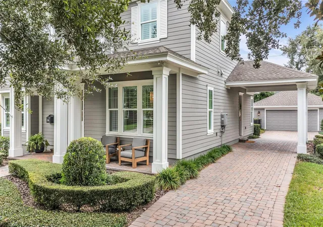 Photo 3 of Sale Pending at 1206 Stetson St, Orlando, FL 32804 | MLS# O6449408 | Listing updated on 2026-10-19