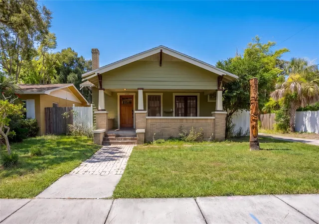 Single family home for sale at 1330 21st Avenue N, Saint Petersburg, FL 33704 | MLS# O6449419