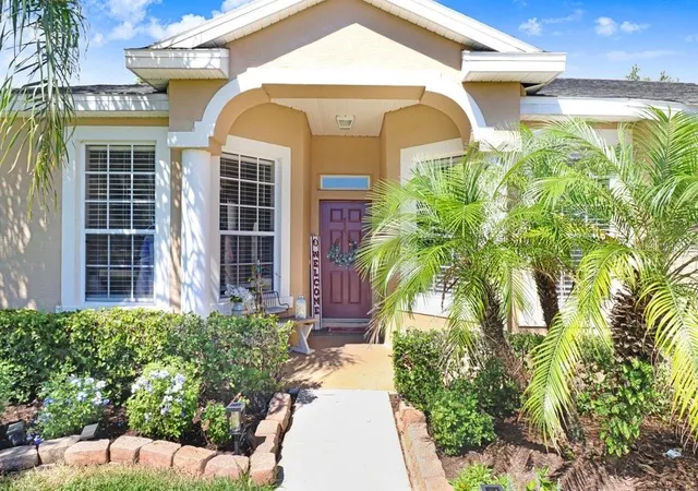 Photo 3 of Single family home for sale at 3876 Whistlewood Cir, Lakeland, FL 33811 | MLS# TB8557481 | Listing updated on 2026-10-29