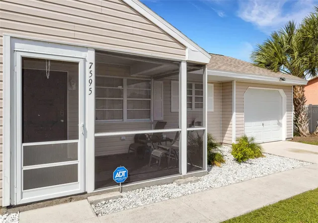 Photo 2 of Single family home for sale at 7595 Berwick St, North Port, FL 34287 | MLS# A4709353 | Listing updated on 2026-10-28