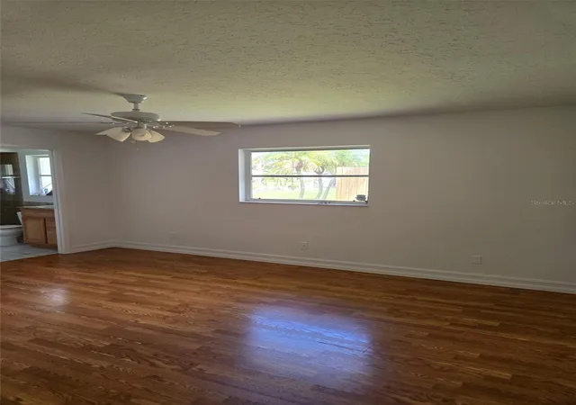 Photo 4 of Single family home for sale at 719 Acadia Rd, Venice, FL 34293 | MLS# A4709356 | Listing updated on 2026-10-30