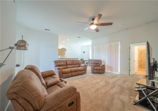 Photo 4 of Single family home for sale at 1652 Lemon Ave, Winter Haven, FL 33881 | MLS# L4965741 | Listing updated on 2026-10-15