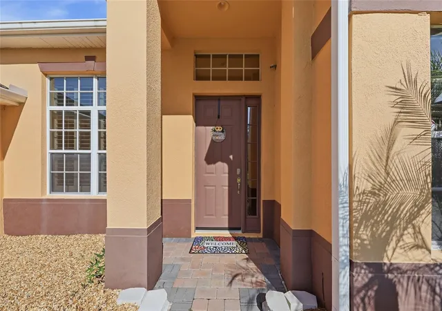 Photo 3 of Single family home for sale at 14531 Riviera Pointe Dr, Orlando, FL 32828 | MLS# S5159417 | Listing updated on 2026-10-15