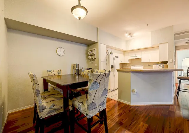 Photo 3 of Condo for sale at 4174 Central Sarasota Pkwy #212, Sarasota, FL 34238 | MLS# A4709374 | Listing updated on 2026-10-14