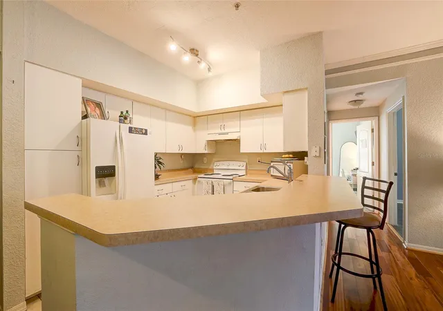 Photo 4 of Condo for sale at 4174 Central Sarasota Pkwy #212, Sarasota, FL 34238 | MLS# A4709374 | Listing updated on 2026-10-14