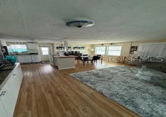 Photo 2 of Manufactured home for sale at 620 57th Avenue W #B19, Bradenton, FL 34207 | MLS# A4709375 | Listing updated on 2026-10-15