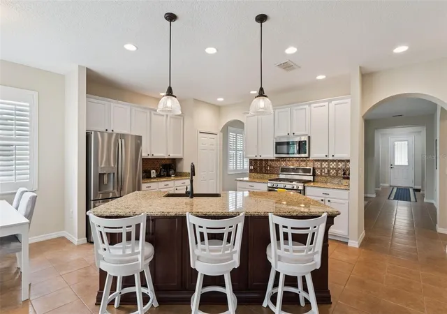 Photo 3 of Single family home for sale at 4827 Flint Rd, Windermere, FL 34786 | MLS# O6449449 | Listing updated on 2026-10-14