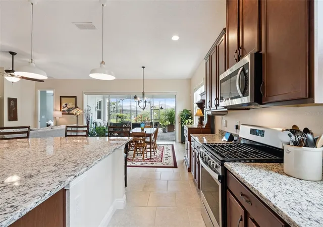 Photo 3 of Single family home for sale at 2720 Southland St, Saint Cloud, FL 34772 | MLS# O6449454 | Listing updated on 2026-10-17