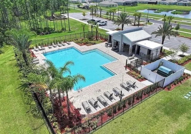 Photo 3 of Single family home for sale at 4131 Calusa Pine Rd, Daytona Beach, FL 32124 | MLS# S5159420 | Listing updated on 2026-10-30
