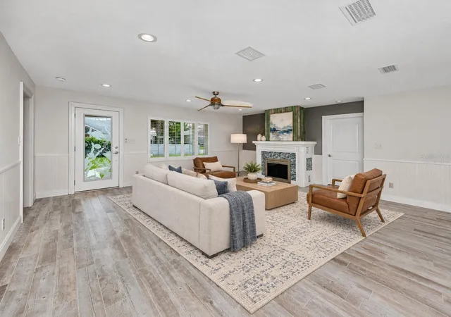 Photo 2 of Single family home for sale at 600 Normandy Rd, Madeira Beach, FL 33708 | MLS# TB8557545 | Listing updated on 2026-10-20