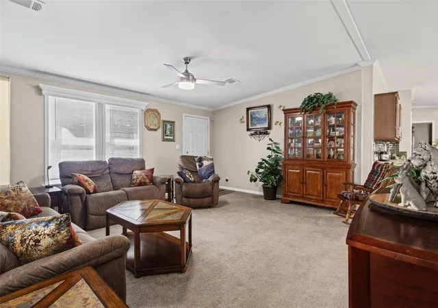 Photo 4 of Manufactured home for sale at 2125 Myrtle Rd, Lakeland, FL 33810 | MLS# P4940146 | Listing updated on 2026-10-15