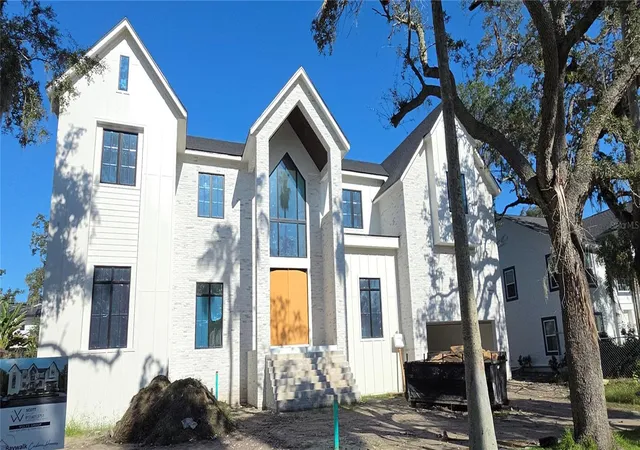 Single family home for sale at 811 Grv Park Ave, TAMPA, FL 33609 | MLS# TB8557556