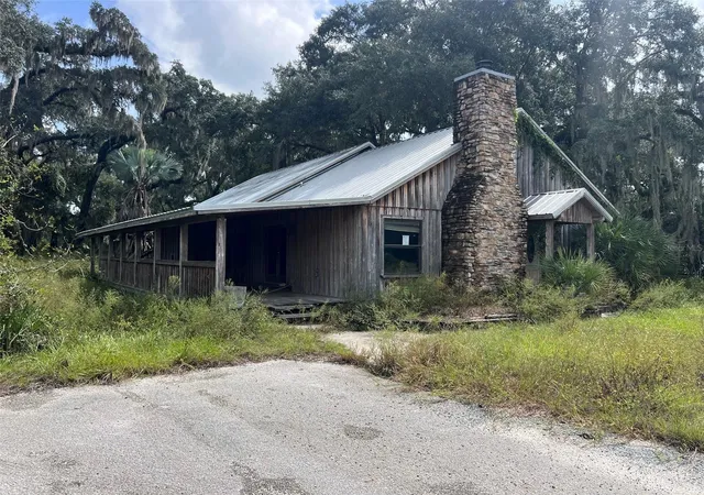 Photo 1 of Single family home for sale at 1684 SE 44th Place, Bushnell, FL 33513 | MLS# TB8557557 | Listing updated on 2026-10-14