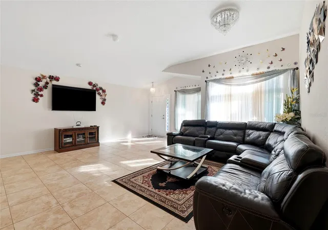 Photo 4 of Single family home for sale at 8138 NW 54th Street, Gainesville, FL 32653 | MLS# GC544144 | Listing updated on 2026-10-16