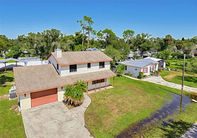Photo 3 of Single family home for sale at 3254 Elliott St, Venice, FL 34292 | MLS# C7531963 | Listing updated on 2026-10-14