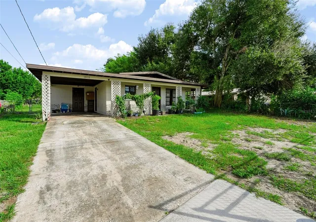 Photo 1 of Single family home for sale at 1815 Kingsland Ave, Orlando, FL 32808 | MLS# TB8557559 | Listing updated on 2026-10-26