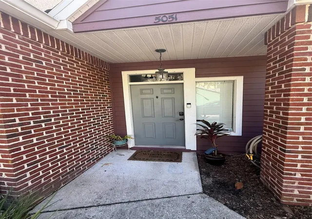 Photo 2 of Townhouse for sale at 5051 Nw 1st Place #91, Gainesville, FL 32607 | MLS# GC544145 | Listing updated on 2026-10-14