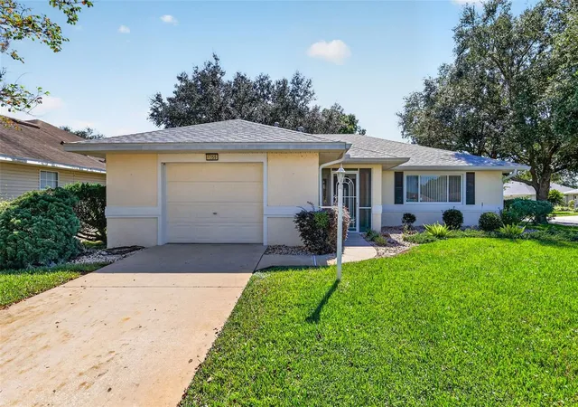 Photo 2 of Single family home for sale at 6355 Berkshire Pass, Leesburg, FL 34748 | MLS# G5119005 | Listing updated on 2026-10-17