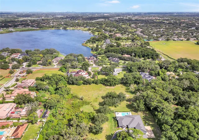 Photo 4 of Land for sale at Quail Cvs Ct, Windermere, FL 34786 | MLS# O6449487 | Listing updated on 2026-10-23