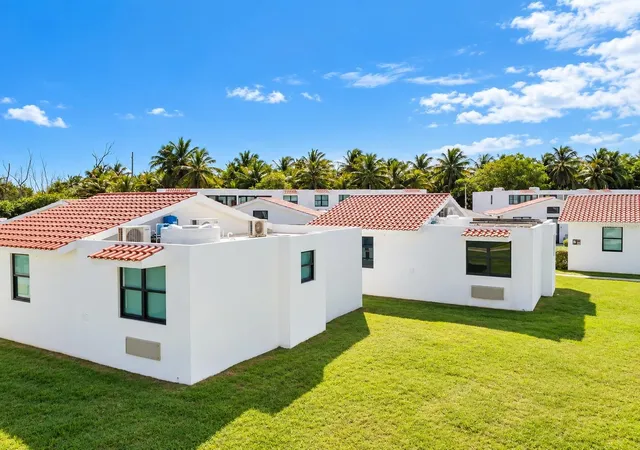 Photo 2 of Townhouse for sale at Pr-4466 Mar Bela Casa De Playa #C214, Isabela, PR 00662 | MLS# PR9124938 | Listing updated on 2026-10-15