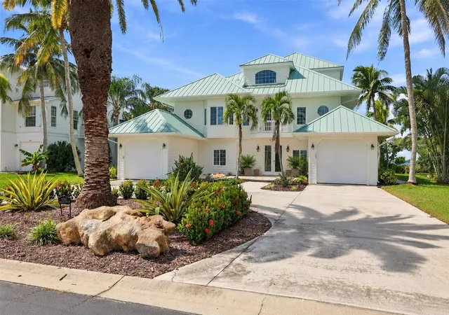 Photo 1 of Single family home for sale at 9781 Eagle Preserve Dr, Englewood, FL 34224 | MLS# D6149158 | Listing updated on 2026-10-24