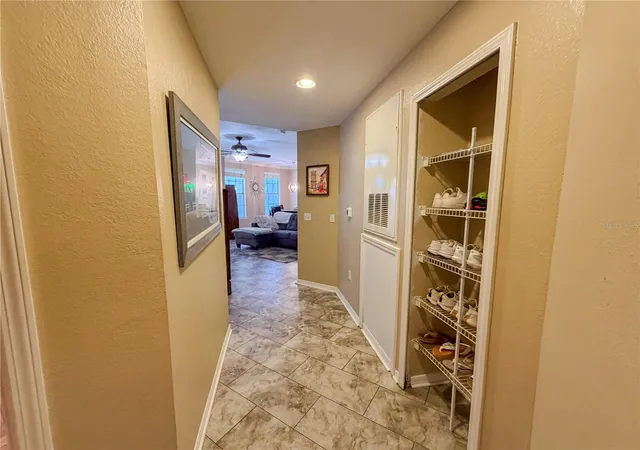 Listing Photo 4 - Condo for sale in building located at 2213 Nw 16Th Ter, GAINESVILLE, FL 32605 - Unit #2213