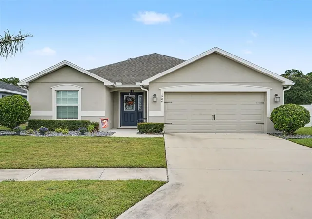 Photo 1 of Single family home for sale at 1984 Harvest Landing Cir, Lakeland, FL 33810 | MLS# TB8557567 | Listing updated on 2026-10-21