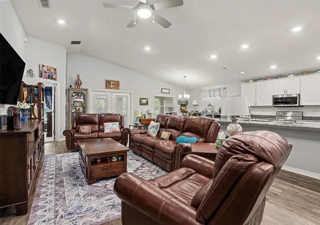 Photo 2 of Single family home for sale at 1984 Harvest Landing Cir, Lakeland, FL 33810 | MLS# TB8557567 | Listing updated on 2026-10-21